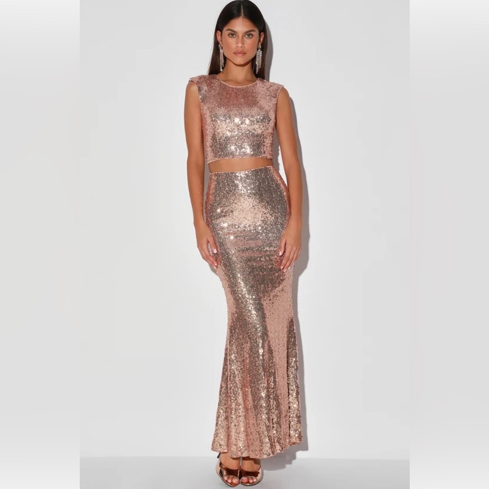 Lulus Under the Starlight Rose Gold Sequin Two Piece dress